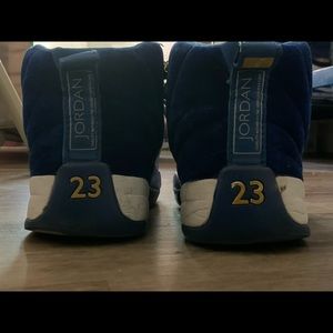 Royal blue suede RETRO 12 Jordan’s